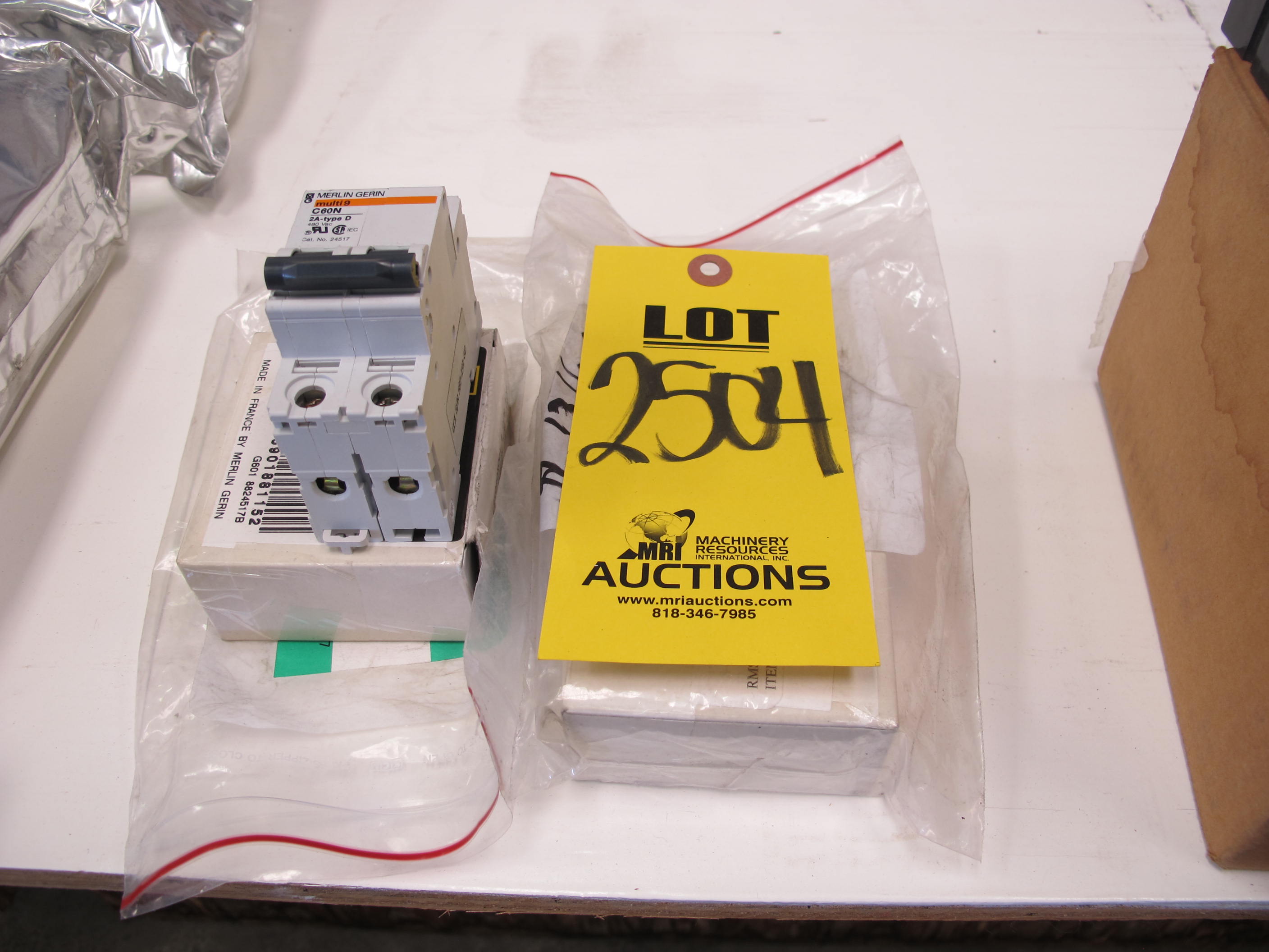 LOT (2) BREAKERS, CIRCUIT TYPE, 2A AMP RATING, 480VAC VOLT RATING, 2 POLE, MAGNETIC KIND. PART # MG24517 (W-44) LOADING & HANDLING FEE $5-